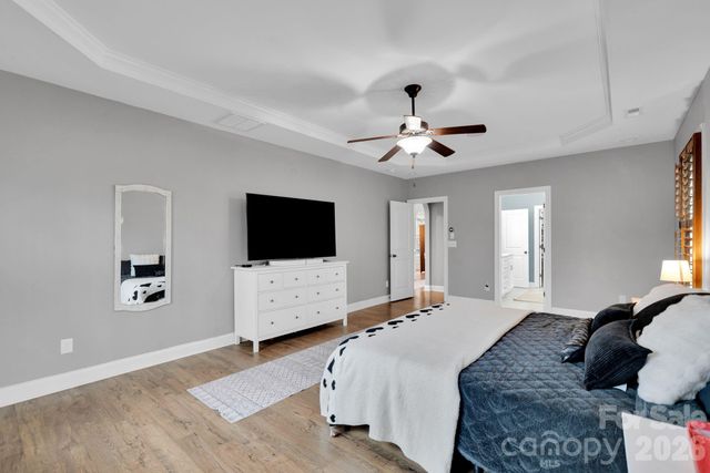 663 Highland Ridge Point, Lake Wylie, SC 29710