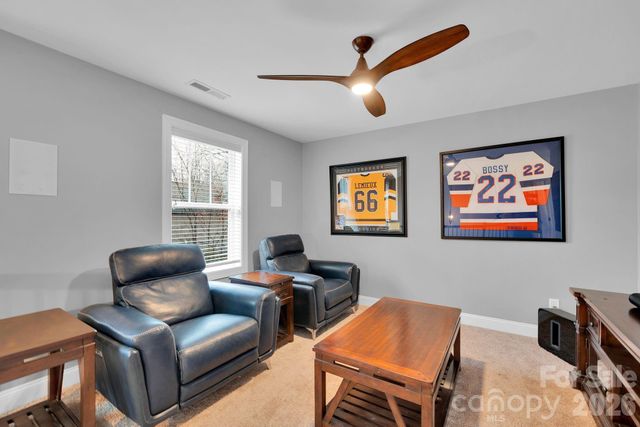 663 Highland Ridge Point, Lake Wylie, SC 29710