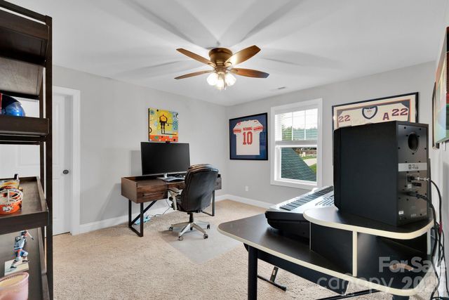 663 Highland Ridge Point, Lake Wylie, SC 29710