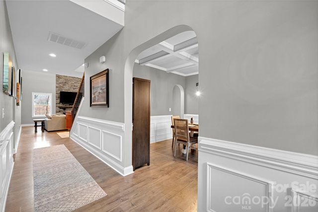 663 Highland Ridge Point, Lake Wylie, SC 29710