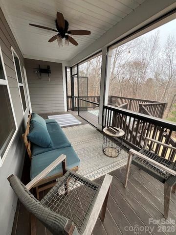 663 Highland Ridge Point, Lake Wylie, SC 29710