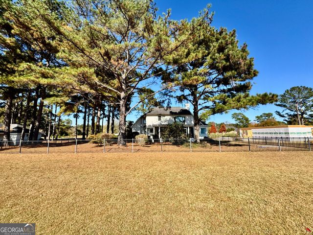 49 Aberdeen Circle, Cordele, GA 31015