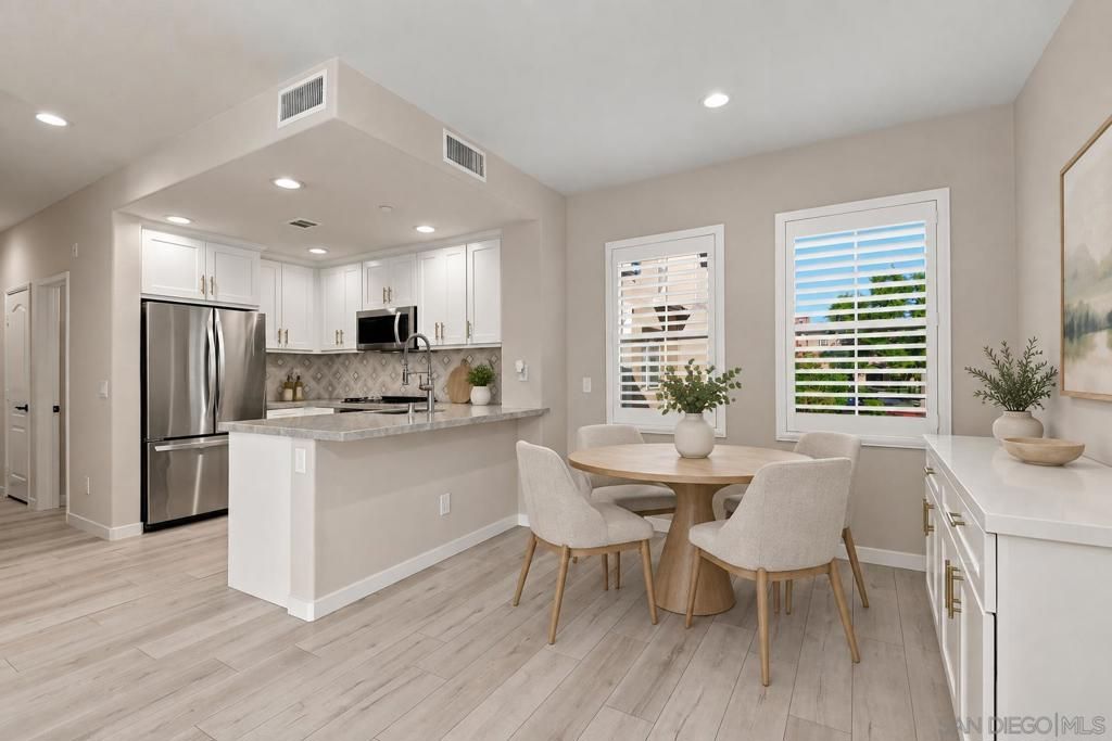 17023 Calle Trevino 2, San Diego, CA 92127 — photo 5