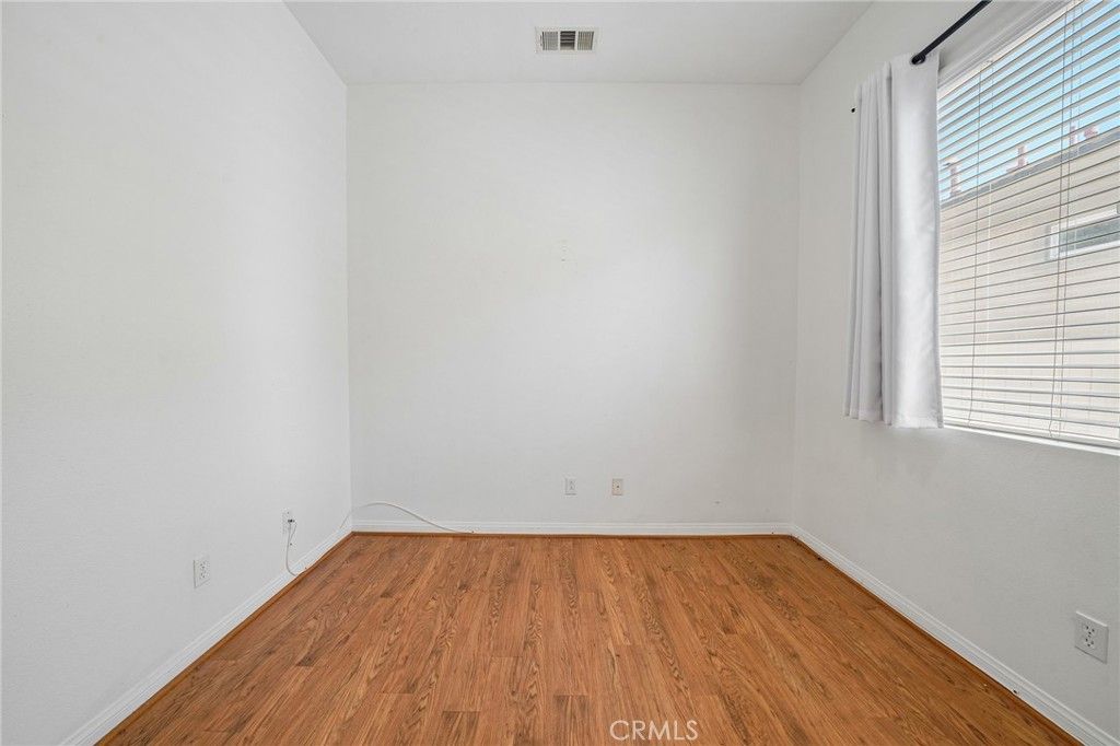 Image 17 of property listing at 10257 Wascana Lane, Apple Valley, CA 92308