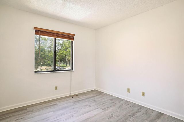 9 Vía De Casas Sur 203, Boynton Beach, FL 33426