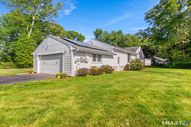 650 Racebrook Road, Orange, CT 06477