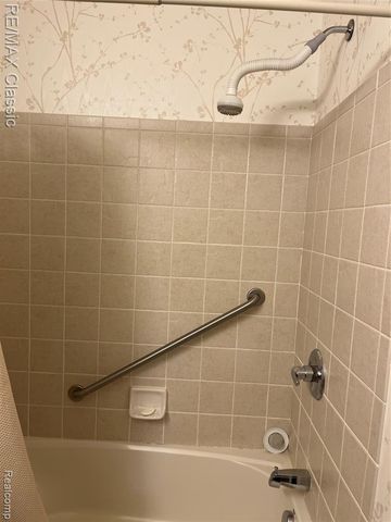 18105 Adri Circle, Walled Lake, MI 48390