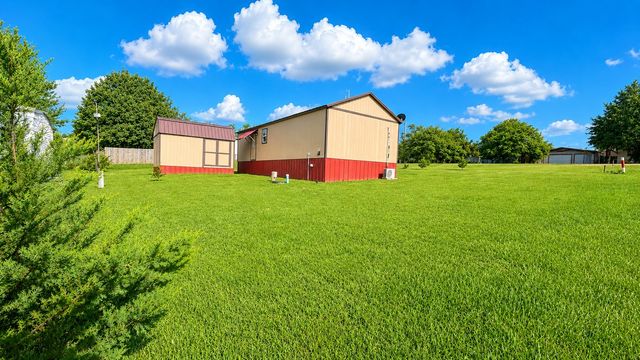 273 Holiday Village Drive, Quitman, TX 75783