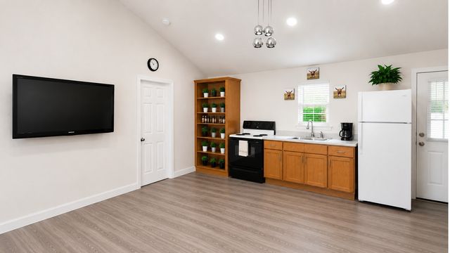 273 Holiday Village Drive, Quitman, TX 75783