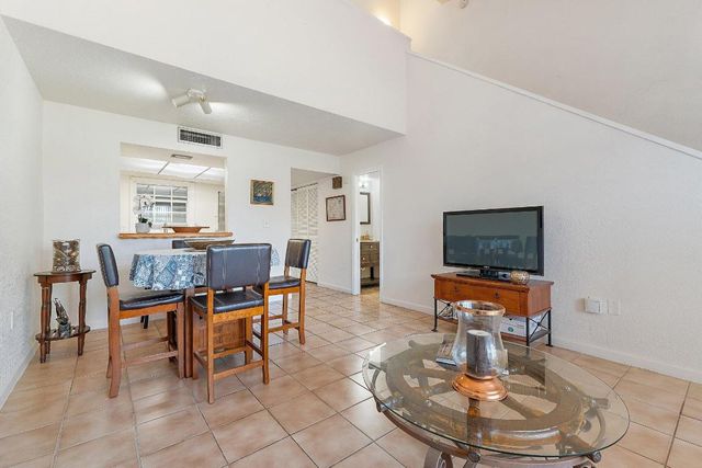 2707 N Highway A1a G, Fort Pierce, FL 34949