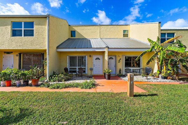 2707 N Highway A1a G, Fort Pierce, FL 34949