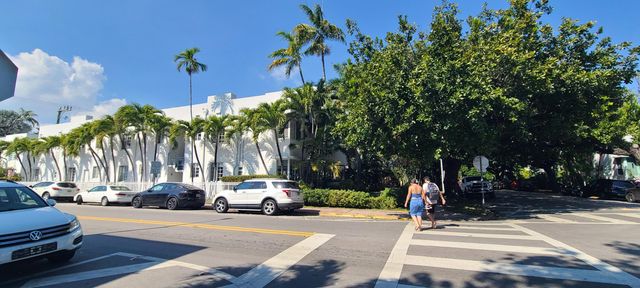 1000 Meridian Avenue 3, Miami Beach, FL 33139