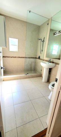 1000 Meridian Avenue 3, Miami Beach, FL 33139