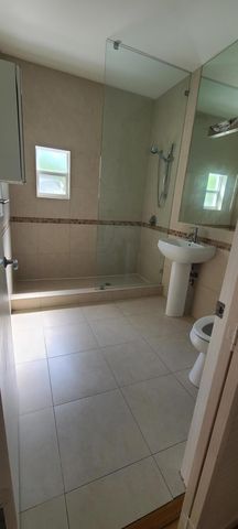 1000 Meridian Avenue 3, Miami Beach, FL 33139