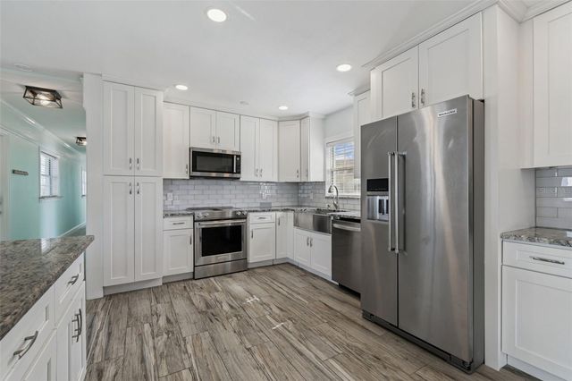 1733 BAYOU GRANDE BOULEVARD NE, St Petersburg, FL 33703