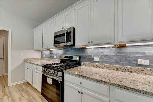 404 Golden Eagle Parkway, Braselton, GA 30517