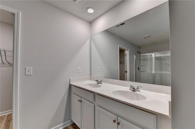 404 Golden Eagle Parkway, Braselton, GA 30517