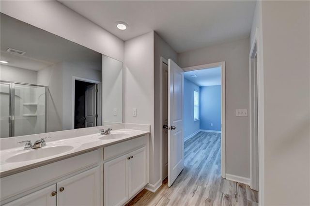 404 Golden Eagle Parkway, Braselton, GA 30517