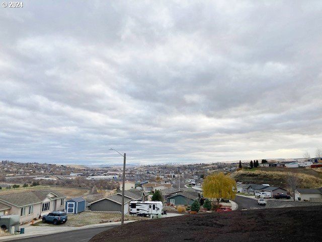 3112 Sw RIVER VIEW Dr, Pendleton, OR 97801