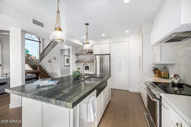 10215 N 100TH Place, Scottsdale, AZ 85258