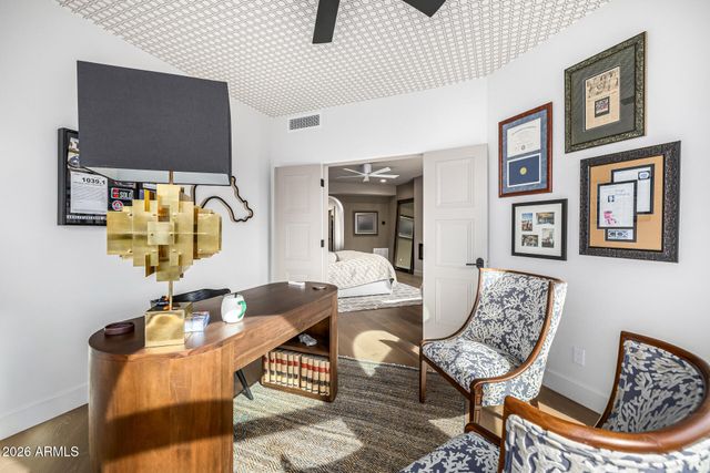 10215 N 100TH Place, Scottsdale, AZ 85258