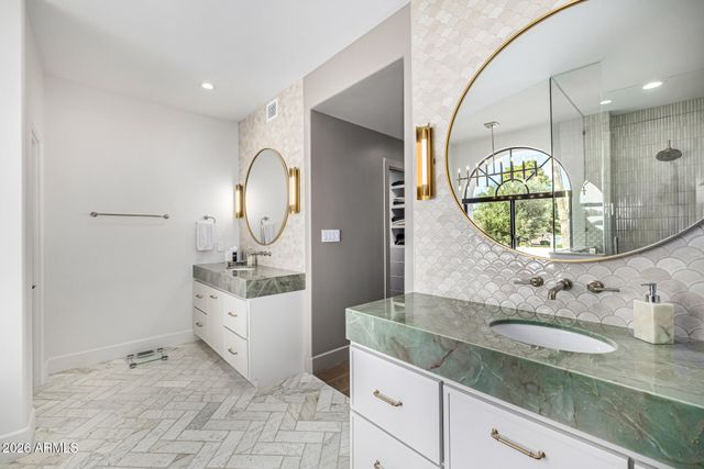 10215 N 100TH Place, Scottsdale, AZ 85258