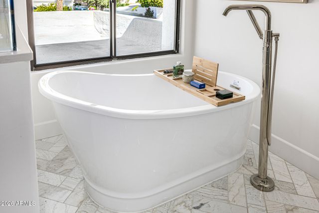 10215 N 100TH Place, Scottsdale, AZ 85258