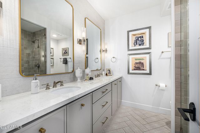 10215 N 100TH Place, Scottsdale, AZ 85258