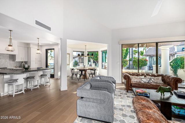 10215 N 100TH Place, Scottsdale, AZ 85258