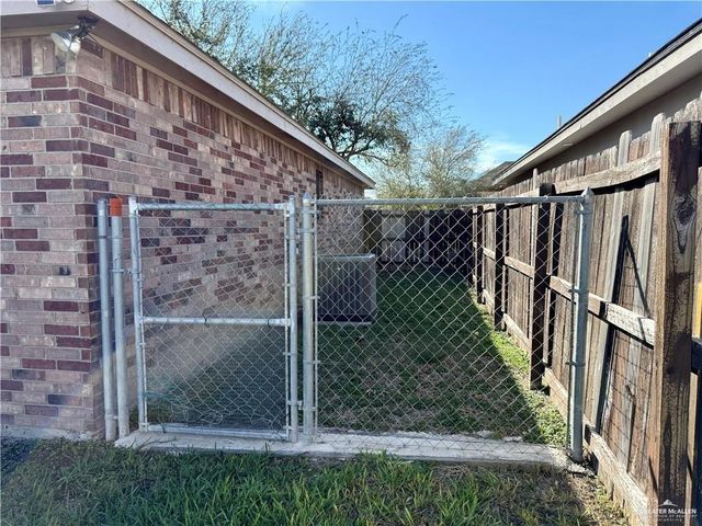1200 W Park Drive, Pharr, TX 78577