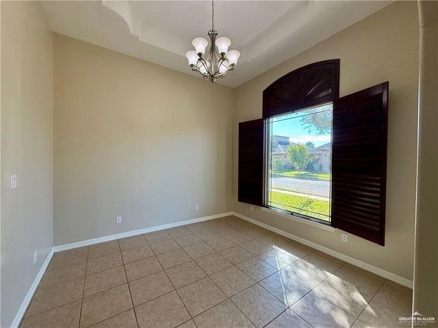 1200 W Park Drive, Pharr, TX 78577