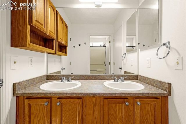 5411 Vermillion Bluffs Drive, Colorado Springs, CO 80923