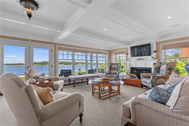 9 Arraquat Road, Westerly, RI 02891