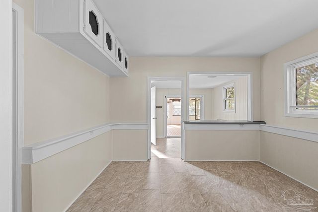 3355 Seabrook St, Pensacola, FL 32505