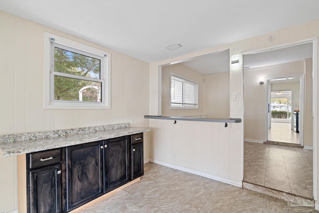 3355 Seabrook St, Pensacola, FL 32505