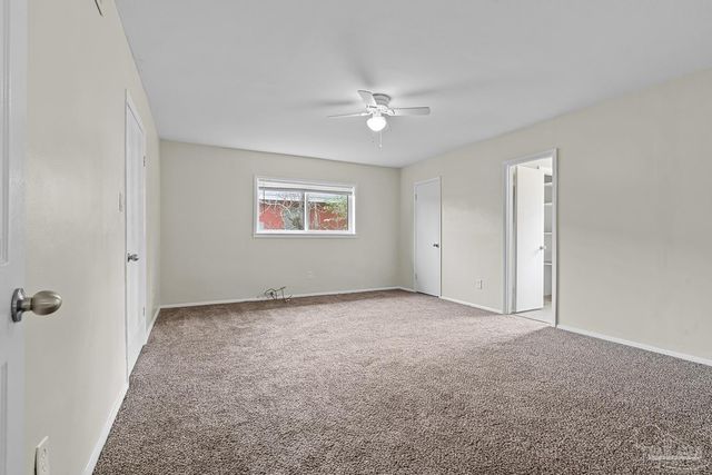 3355 Seabrook St, Pensacola, FL 32505