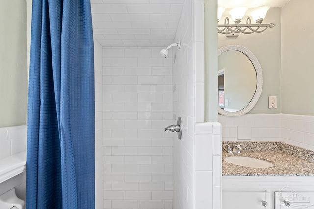 3355 Seabrook St, Pensacola, FL 32505