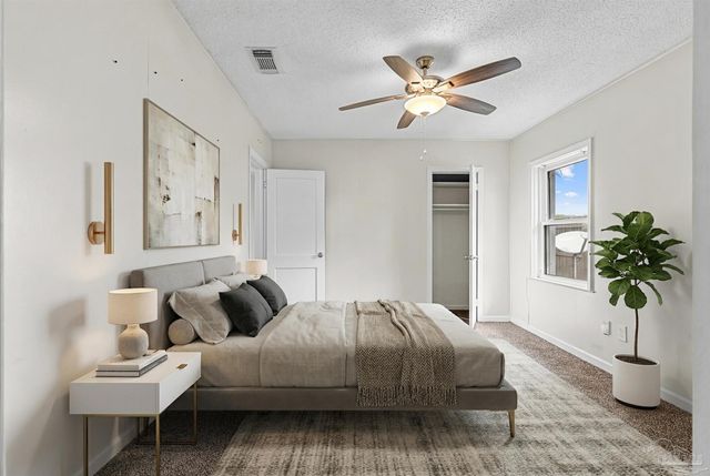 3355 Seabrook St, Pensacola, FL 32505