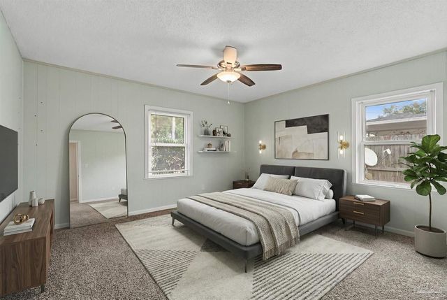 3355 Seabrook St, Pensacola, FL 32505