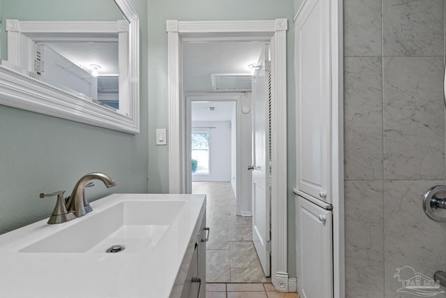 3355 Seabrook St, Pensacola, FL 32505