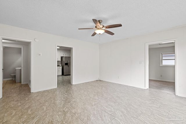 3355 Seabrook St, Pensacola, FL 32505