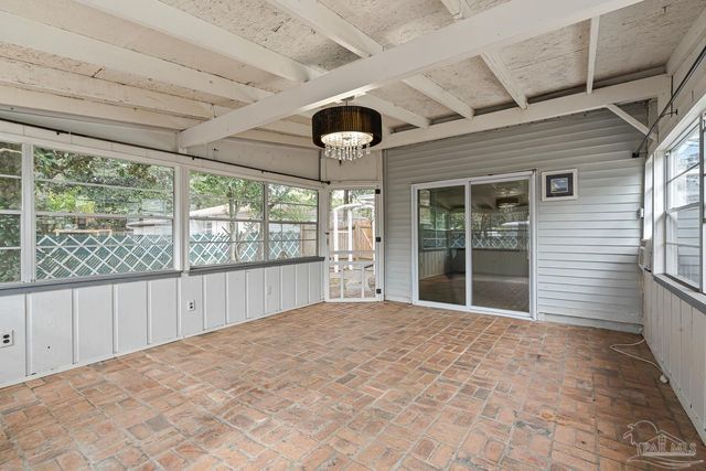 3355 Seabrook St, Pensacola, FL 32505