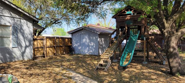 3509 Larry Street, Rowlett, TX 75088