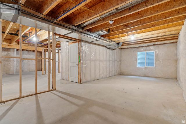7867 W WALK ABOUT WAY, Magna, UT 84044