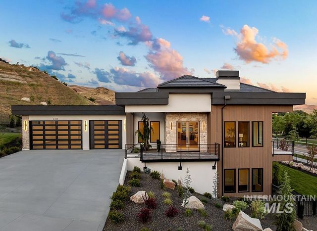 2458 S Globe Ln, Boise, ID 83716