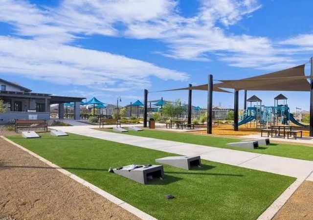 16067 W El Cortez Place, Surprise, AZ 85387