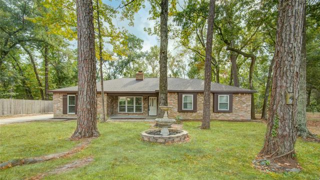 222 Ridgewood Drive, Spring, TX 77386