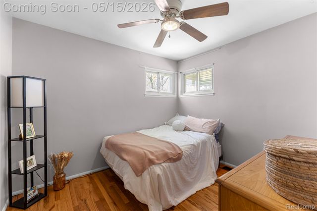 16187 Regina Avenue, Allen Park, MI 48101