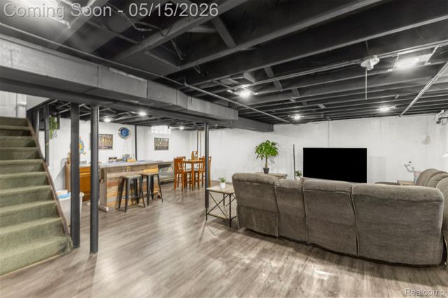 16187 Regina Avenue, Allen Park, MI 48101
