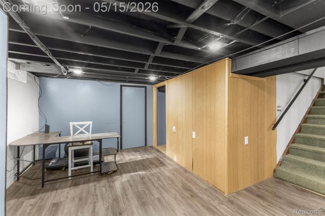 16187 Regina Avenue, Allen Park, MI 48101